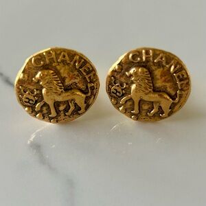 CHANEL Lion Medallion Clip-On Vintage Earrings RARE!